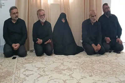 دیدار اعضای جهاد دانشگاهی لرستان با خانواده شهید طولابی
