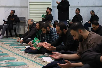 احیای شب نوزدهم ماه رمضان در امامزاده سیدمحمد(ع) خمینی‌شهر