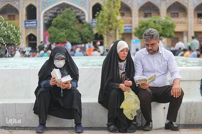 مراسم دعای عرفه در حرم مطهر شاهچراغ (ع)