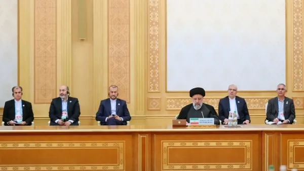 صلح و ثبات منطقه‌ای با تعامل کشورهای ساحلی خزر