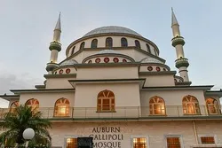 Junge Australier begeben sich auf „Roadtrip zur Entdeckung des Islam“