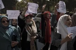 Ratusan Siswa Perempuan Afganistan Kabur ke Kanada