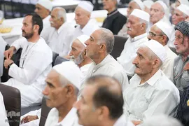دیدار صمیمی سرپرست حجاج ایرانی با زائران کشورمان در مکه مکرمه