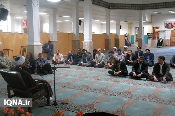 ضیافت افطاری سالانه اساتید عضو هیئت علمی دانشگاه اراک برگزار شد