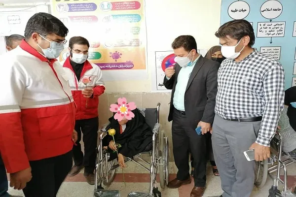 اهدای وسایل کمک‌توانبخشی به مددجویان بهزیستی نرماشیر