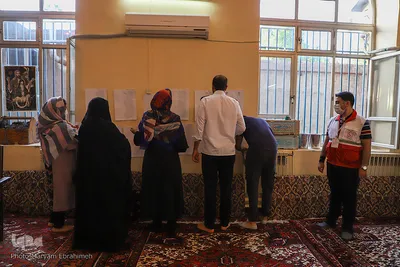 صندوق سیار انتخابات ۱۴۰۰ در تبریز‎