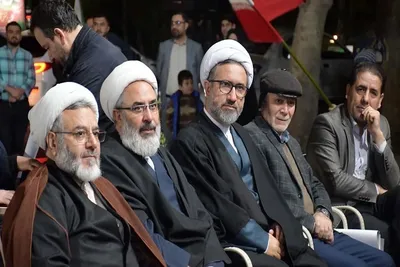 یادبود خادمان ملت در پرواز اردیبهشت