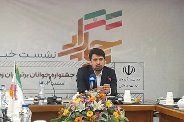 گفت‌وشنود جوانان و مسئولان در هفته جوان