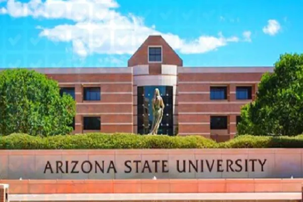 La policía de la Universidad Estatal de Arizona arresta a un hombre acusado de profanar una copia del Corán