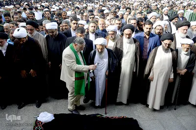مراسم تشیع پیکر مطهر آیت الله اسدالله ایمانی در قم