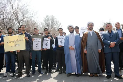 تجمع دانشجویان دانشگاه تبریز در اعتراض به اقدام آمریکا علیه سپاه