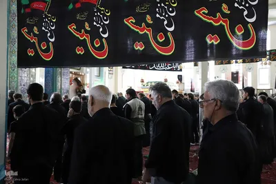 اقامه نماز ظهر عاشورا در اهر