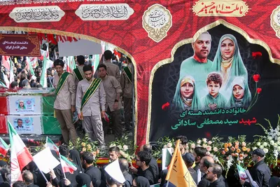 تشییع پیکر ۶۰ شهید اقتدار در تهران