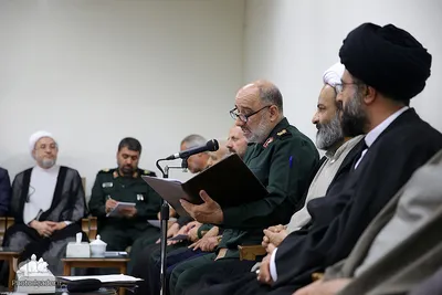دیدار دست‌اندرکاران کنگره ملی ۶۲۰۰ شهید استان مرکزی با رهبر انقلاب