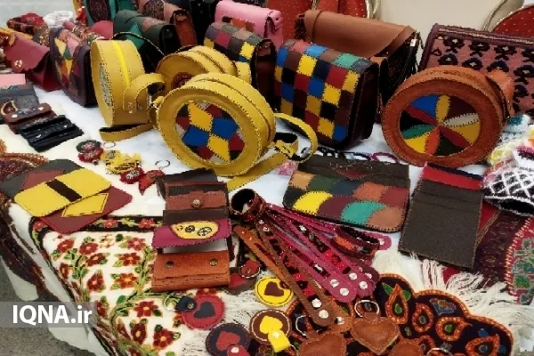 آغاز به کار چهاردهمین نمایشگاه صنایع دستی «کارمانیا» در کرمان