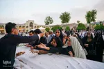 پخت نان صلواتی در صحن حرم مطهر شاهچراغ (ع)
