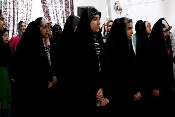 جشن میلاد حضرت معصومه و جشن اردی بهشت تئاتر در موسسه فرهنگی شهیدان رسولی شهرستان فریدونکنار
