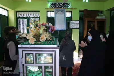 جشن میلاد حضرت زینب (س) در آستان مقدس امامزاده بی بی خدیجه(س)