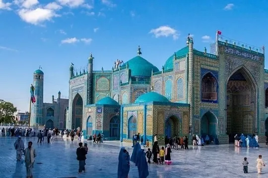 په افغانستان کې لاجوردي رنګه جومات؛ د اسلامي معمارۍ یو شاهکار