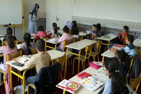 L'ex ministro francese sollecita a familiarizzare i bambini con il Corano nelle scuole
