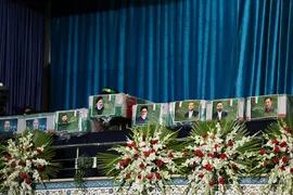 «مراسم وداع» مردم با رئیس جمهور در مصلی