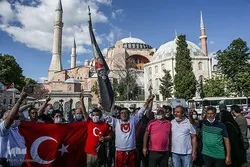 Erdogan ordonne la transformation de la Sainte-Sophie en mosquée