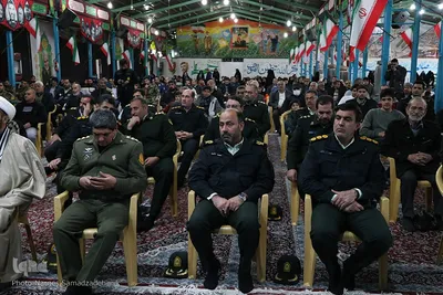 جشن مبعث و گلباران مزار شهدای انقلاب در گلستان شهدای اصفهان