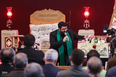 آیین وداع با پیکرهای مطهر چهار شهید گمنام دوران دفاع مقدس در حرم مطهر شاهچراغ(ع)‎
