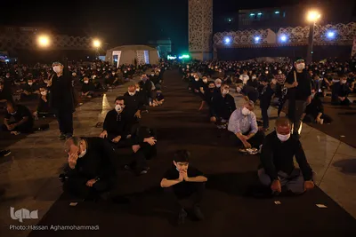 عزاداری شب سوم محرم در میدان امام حسین(ع)