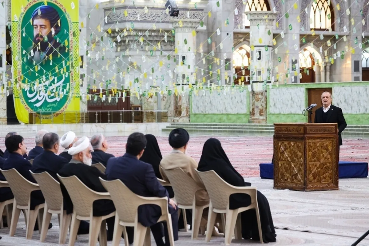Rais Pezeshkian: Njia ya Imam (MA) ni kushirikiana na wananchi