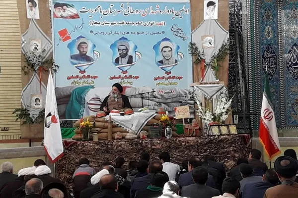زنده نگهداشتن یاد و خاطره شهدا در قالب یادواره‌ها باید تداوم داشته باشد
