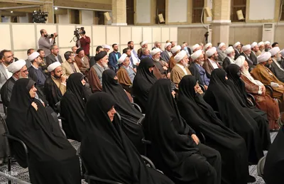 دیدار دست‌اندرکاران کنگره علامه طباطبایی با رهبر معظم انقلاب
