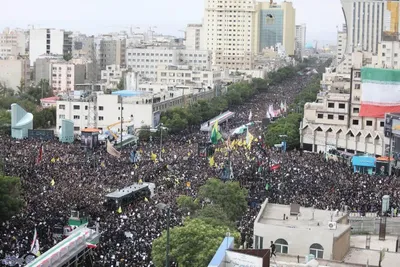 بدرقه رئیس جمهور شهید تا خانه ابدی توسط خراسانی‌ها