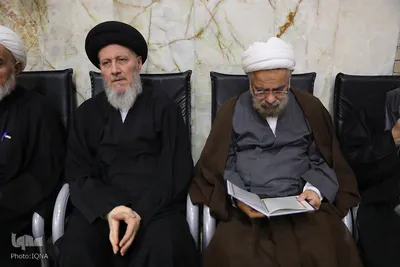 مراسم گرامیداشت رهبر شهید از سوی آیت‌الله مکارم شیرازی
