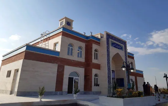 مسجد مجتمع آموزش عالی گناباد با حضور وزیر علوم افتتاح شد