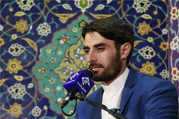زمینه انتقال تجربیات پیشکسوتان به نسل آینده مهیا شود/ گلایه از انحصار پخش برنامه‌های قرآنی تنها در یک شبکه