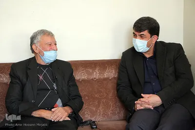 تجلیل استانداریزد از پیشکسوت عکاسی خبری استان یزد‎