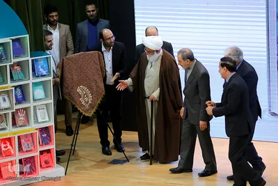 همایش چلچراغ انقلاب اسلامی