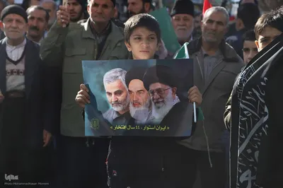 راهپیمایی مردم همدان در محکومیت حادثه تروریستی گلزار شهدای کرمان