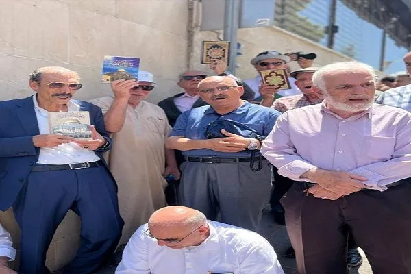 تحصن علیه هتاکان ساحت قرآن مقابل کنسولگری سوئد در قدس