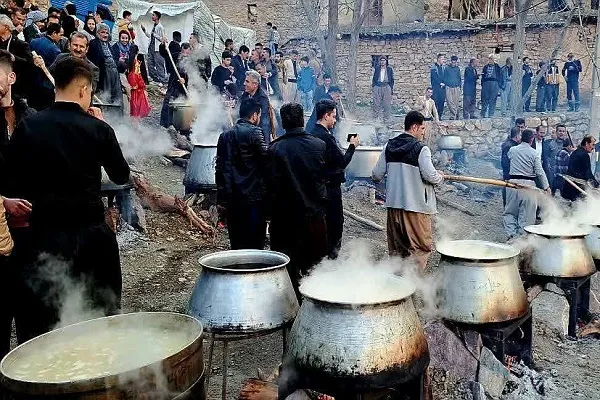 مراسم فرهنگی مذهبی «کشکک» در رزاب سروآباد برگزار شد