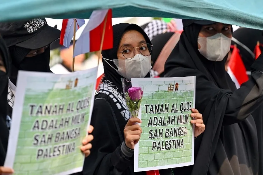 Nagsagawa ng Protesta ang mga Indonesiano sa Pagsalakay ng mga Israeli sa Moske ng Aqsa