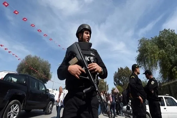 جوان تونسی موهن به قرآن بازداشت شد
 