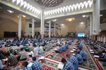 محفل انس با قرآن دانش‌آموزان شیرازی در سومین حرم اهل‌بیت علیهم السلام