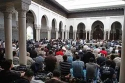 La Grande Mosquée de Paris annule la prière du vendredi en raison du coronavirus