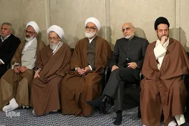 دیدار مسئولان نظام و سفرای کشورهای اسلامی با رهبر انقلاب