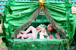 تجدید عهد شیرخوارگان فین کاشان با کوچکترین شهید کربلا