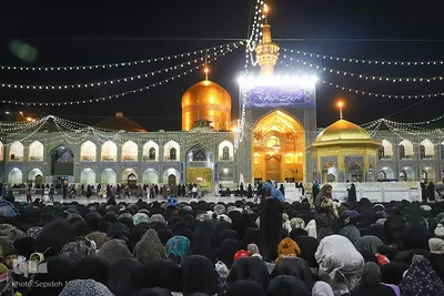 حرم مطهر رضوی در شب نیمه شعبان