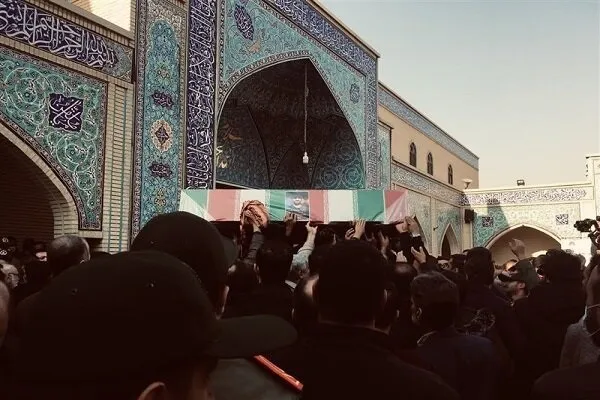 پیکر شهدای مستشار ایرانی در حرم حضرت زینب(س) تشییع شد+ فیلم