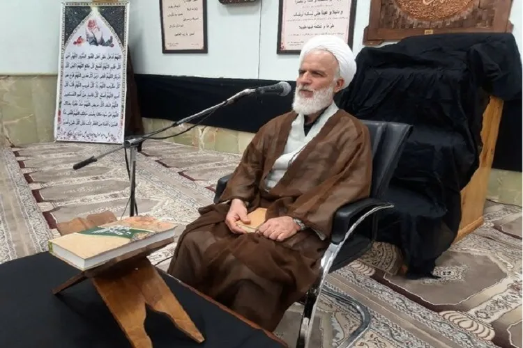 عاشقانه کارکردن تراز حکومت علوی است